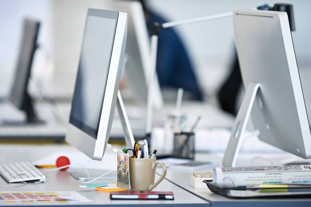 Mesas sem muitos enfeites