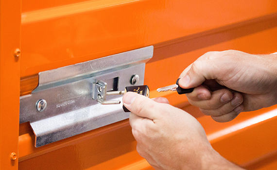 Como funciona o contrato de um Self Storage