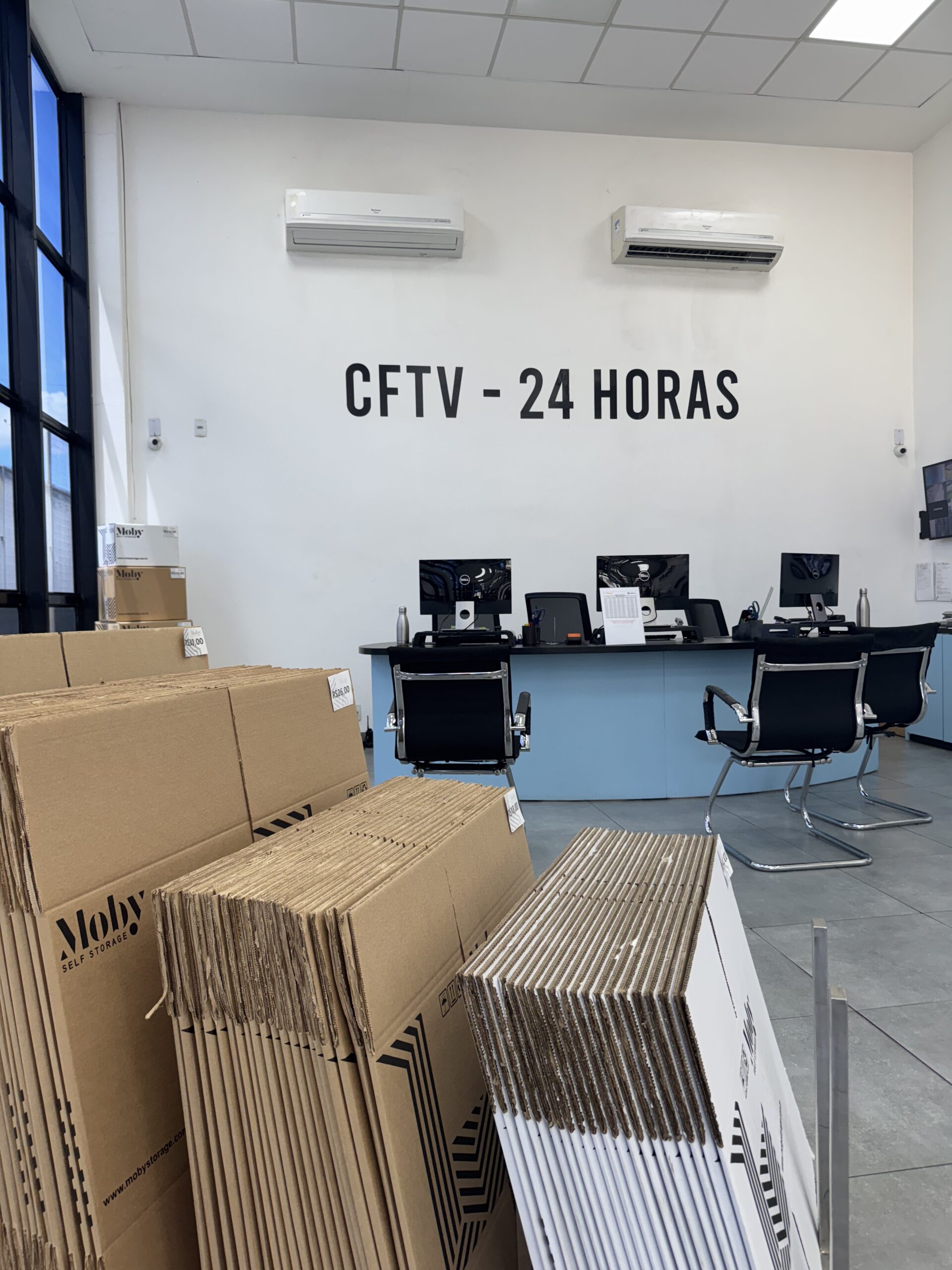 Como alugar um self storage perto de mim: guia completo para encontrar a unidade ideal